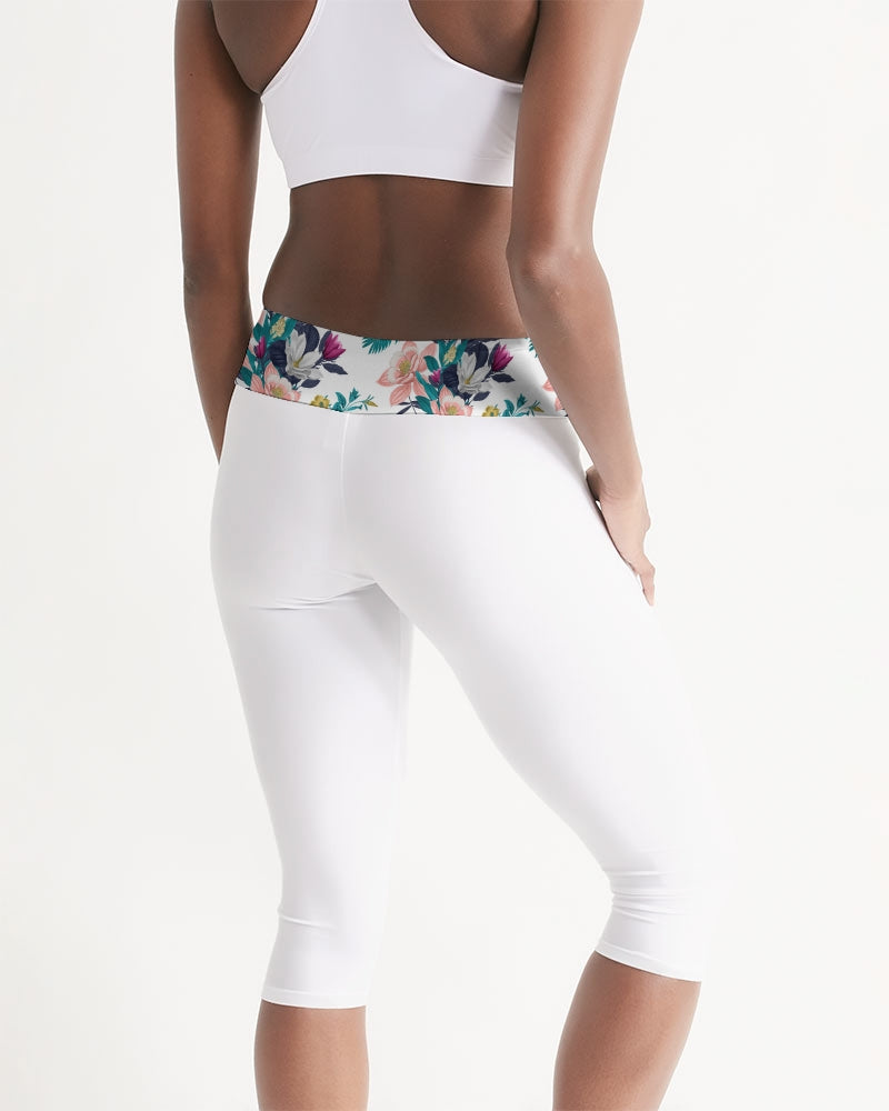 Warm Floral Women's Mid-Rise Capri
