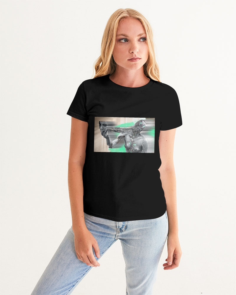 Robo Tech Women's Graphic Tee