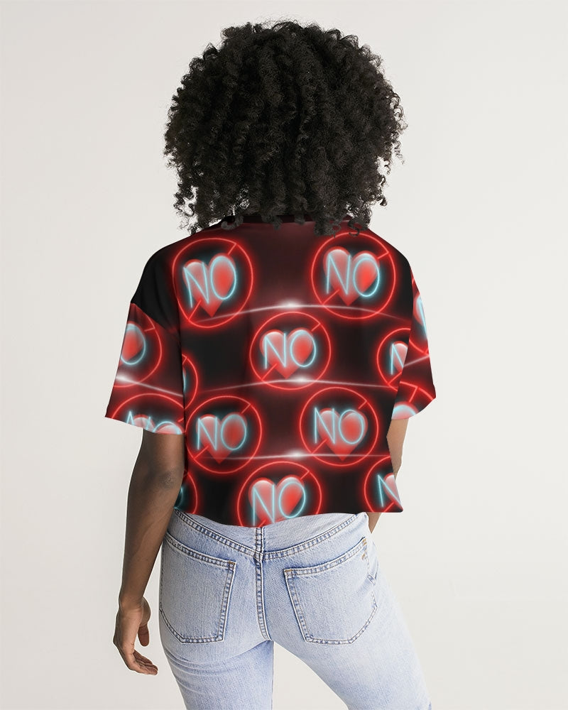 No love 3 Women's Lounge Cropped Tee