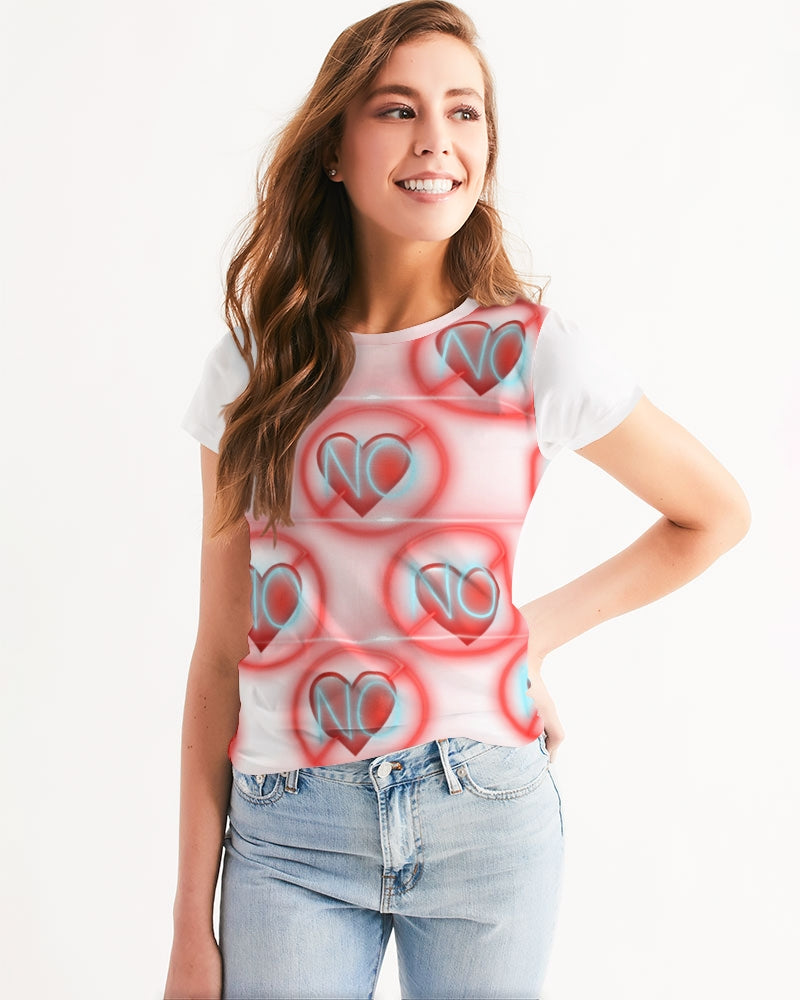 No love 2 Women's Tee