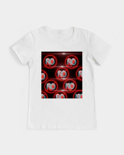 No love 3 Women's Graphic Tee