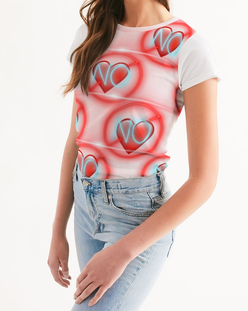 No love 2 Women's Tee