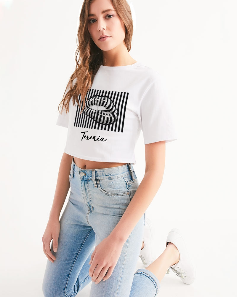 Pin Stripe Lips Women's Cropped Tee