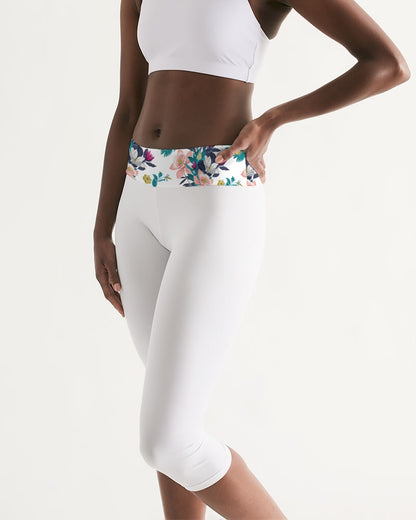 Warm Floral Women's Mid-Rise Capri