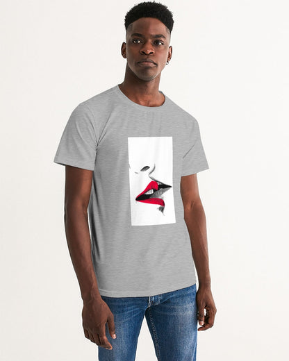 Kiss Me Men's Graphic Tee
