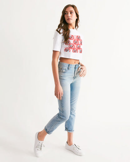 No love 2 Women's Cropped Tee