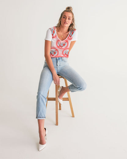 No love 2 Women's V-Neck Tee