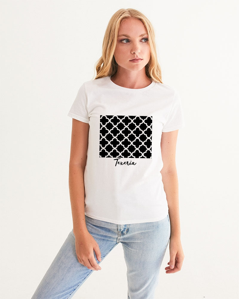 Quatrefoil Women's Graphic Tee