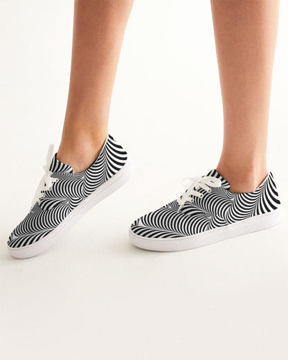 Optical illusion Women's Lace Up Canvas Shoe