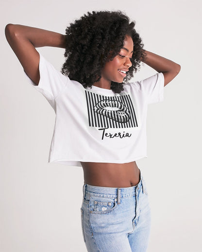 Pin Stripe Lips Women's Lounge Cropped Tee