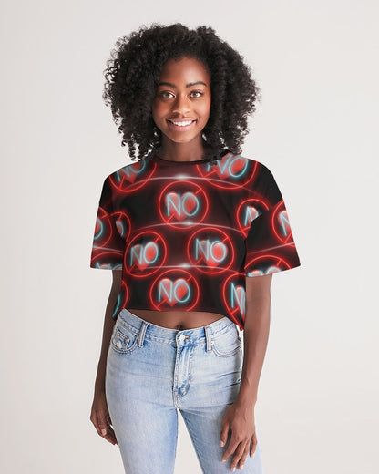 No love 3 Women's Lounge Cropped Tee
