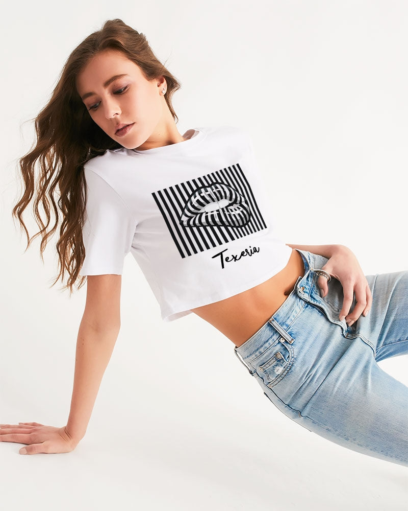 Pin Stripe Lips Women's Cropped Tee