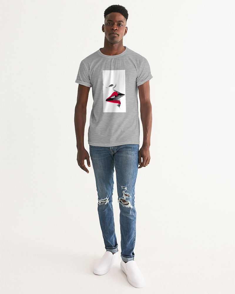 Kiss Me Men's Graphic Tee