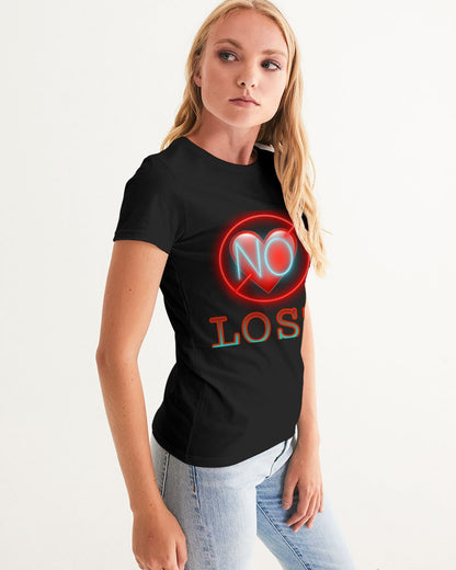 No love Women's Graphic Tee