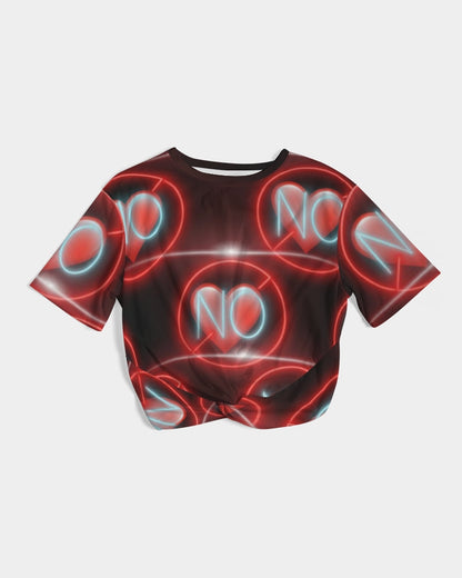 No love 3 Women's Twist-Front Cropped Tee