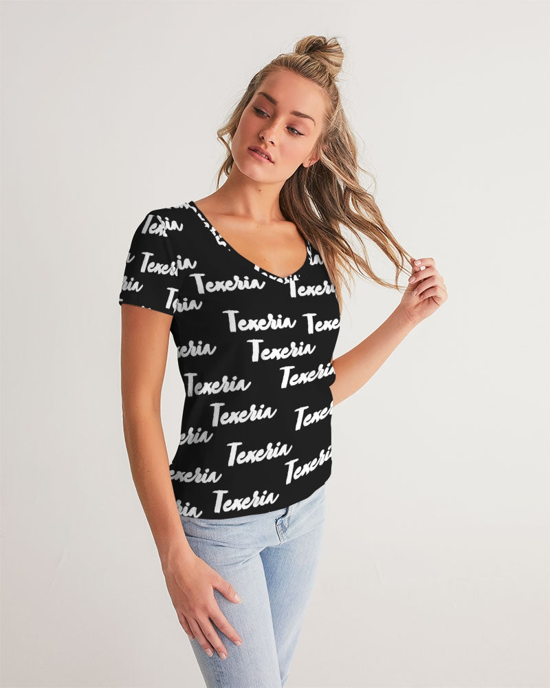 Texeria Print Women's V-Neck Tee