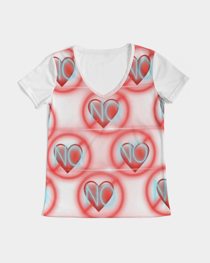 No love 2 Women's V-Neck Tee