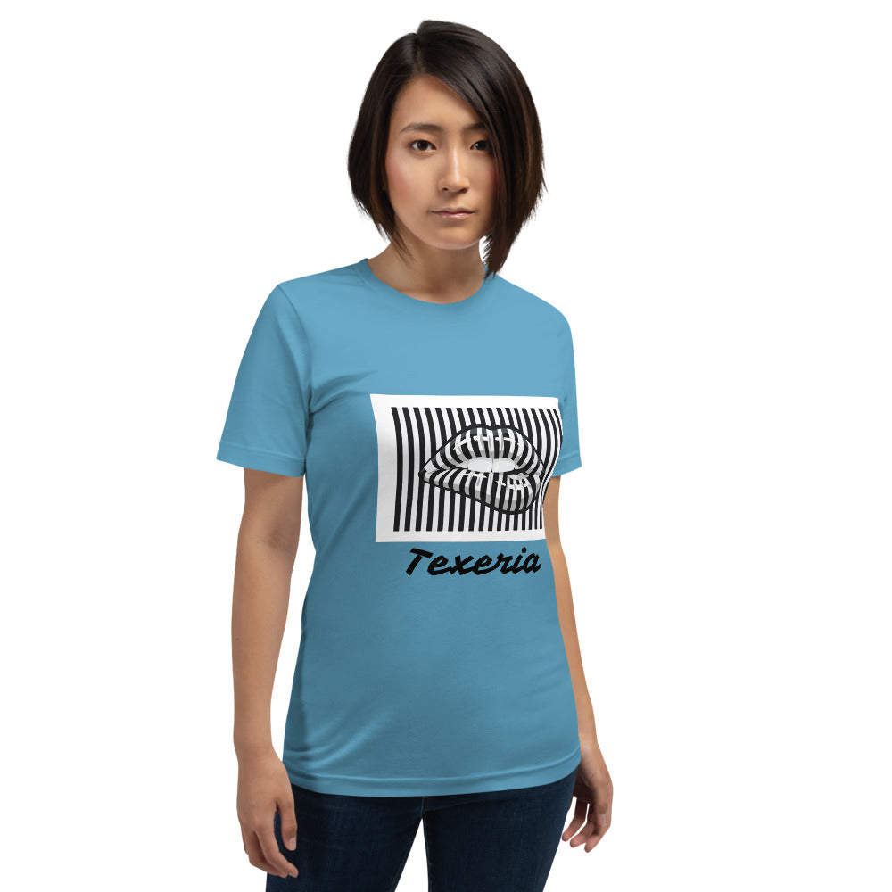 Pin Stripe Lips Plus Size T-Shirt