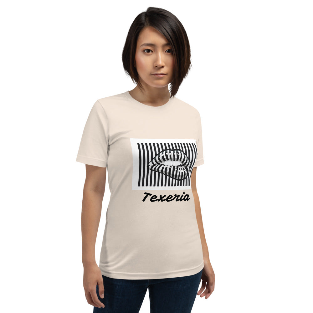 Pin Stripe Lips Plus Size T-Shirt