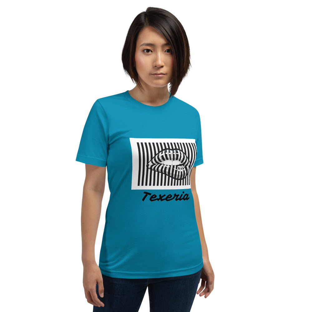 Pin Stripe Lips Plus Size T-Shirt