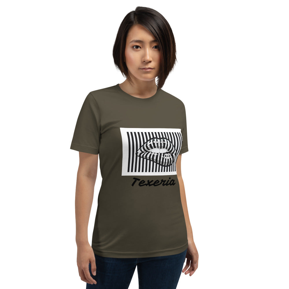 Pin Stripe Lips Plus Size T-Shirt
