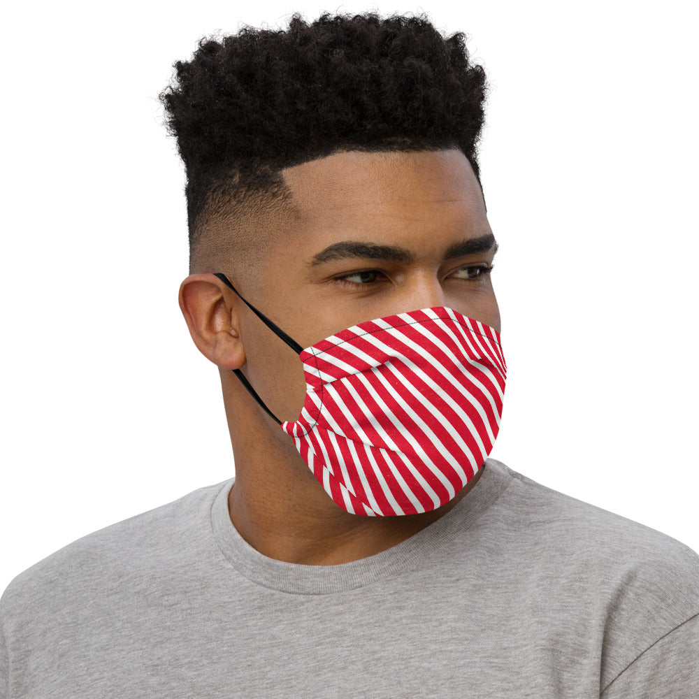 Red stripe mask